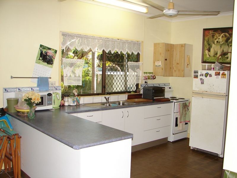 8 Landers Court, Gray NT 0830