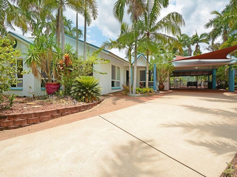 12 Edgecumbe court, Gray NT 0830