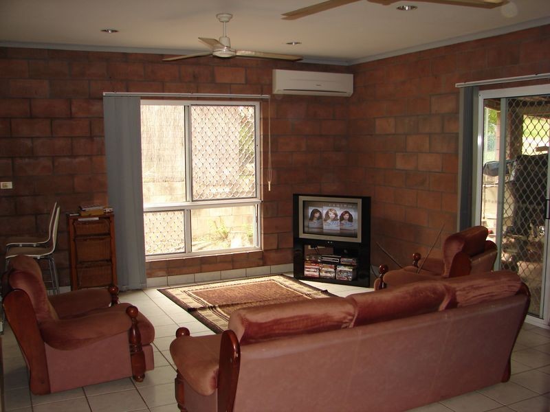 11 Hannibal Crescent, Gray NT 0830