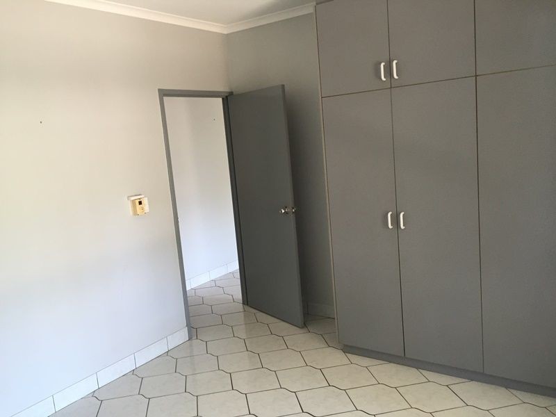 30 Kafcaloudes Crescent, Moulden NT 0830