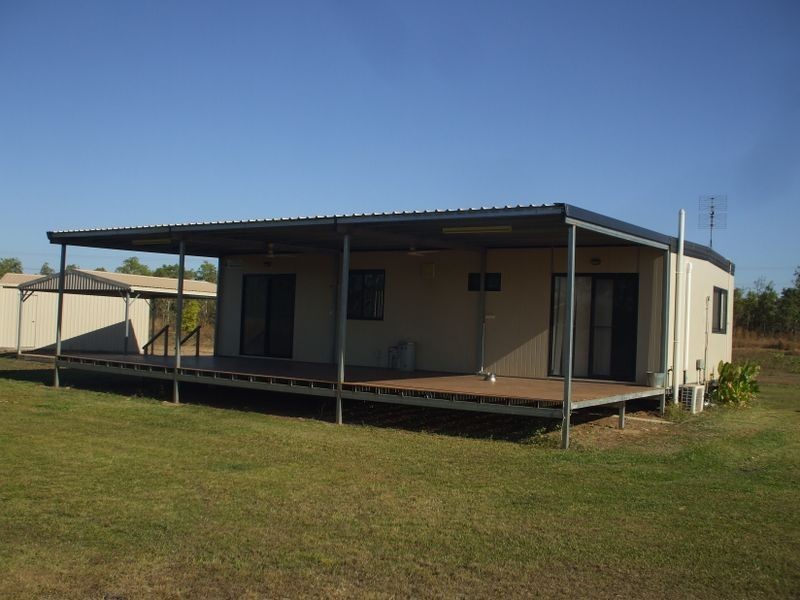 300 Meade Road, Berry Springs NT 0838