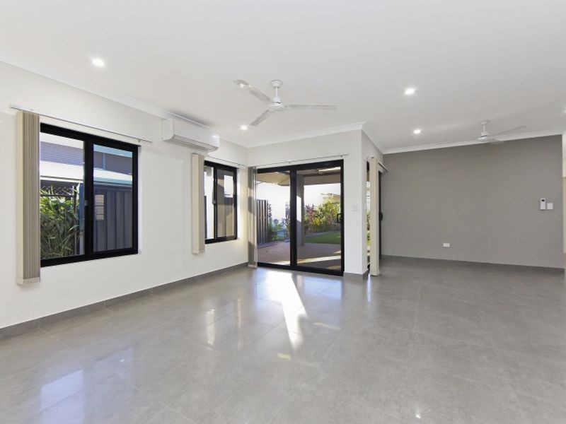 8 Thompson Street, Durack NT 0830