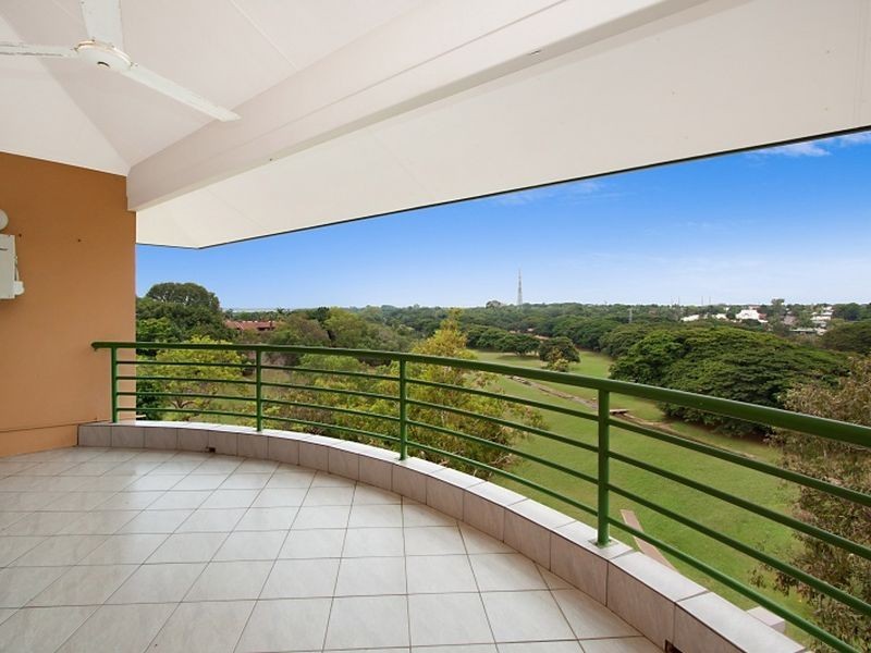 8/4 Houston Street, Larrakeyah NT 0820