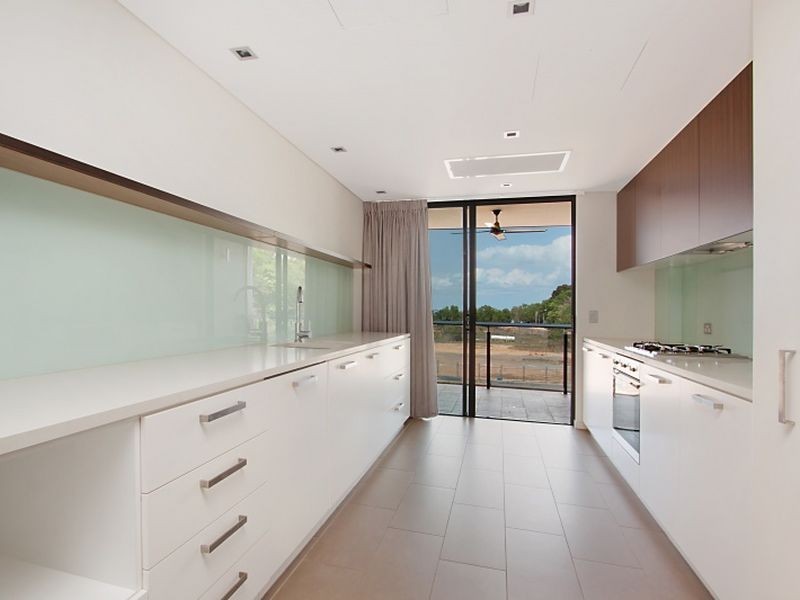 102/19B Kitchener Drive, Darwin NT 0800