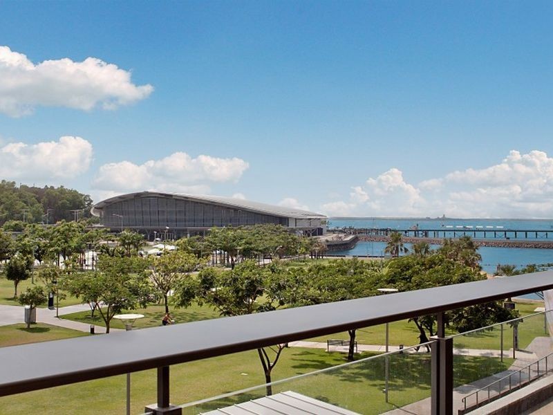 102/19B Kitchener Drive, Darwin NT 0800