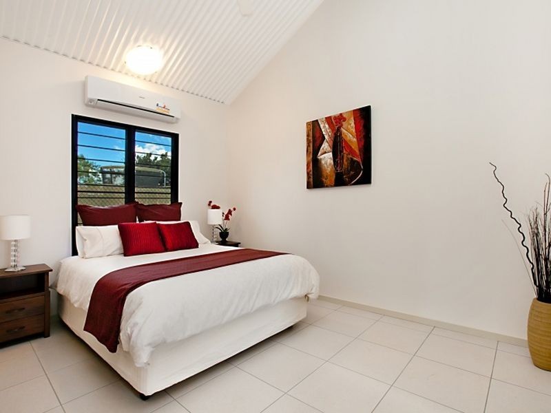 17 Wood Crescent, Rosebery NT 0832