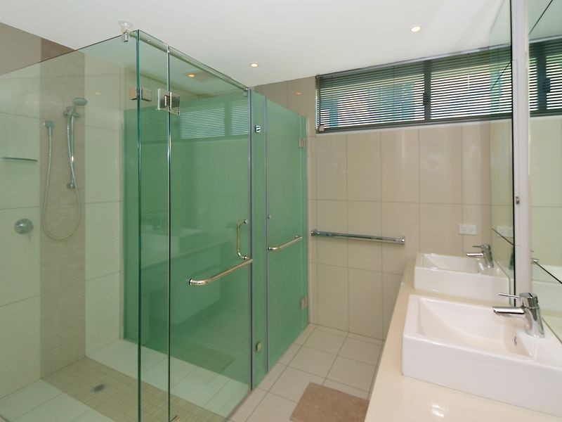 7010/27 Woods Street, Darwin NT 0800
