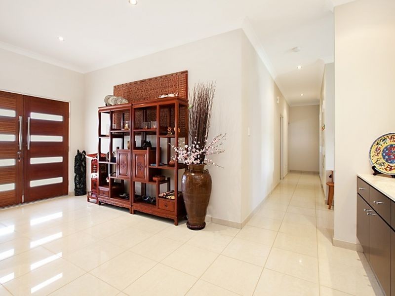 8 Milula Street, Lyons NT 0810