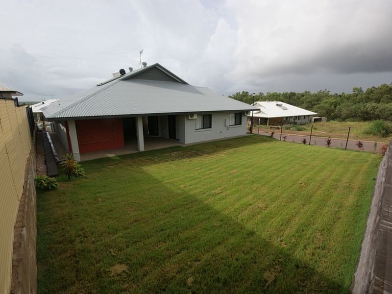 2 Bowrey Crescent, Farrar NT 0830