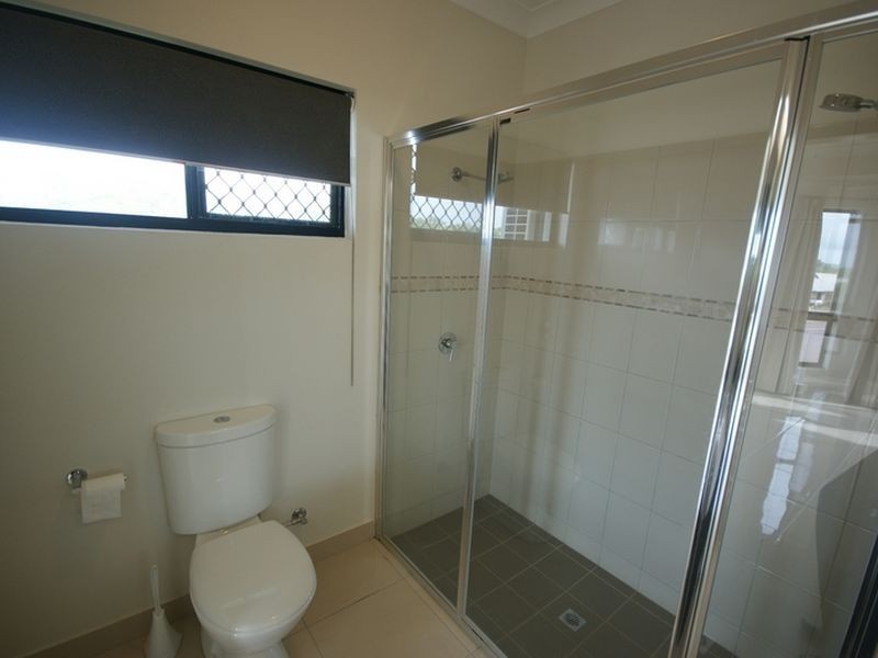 2 Bowrey Crescent, Farrar NT 0830