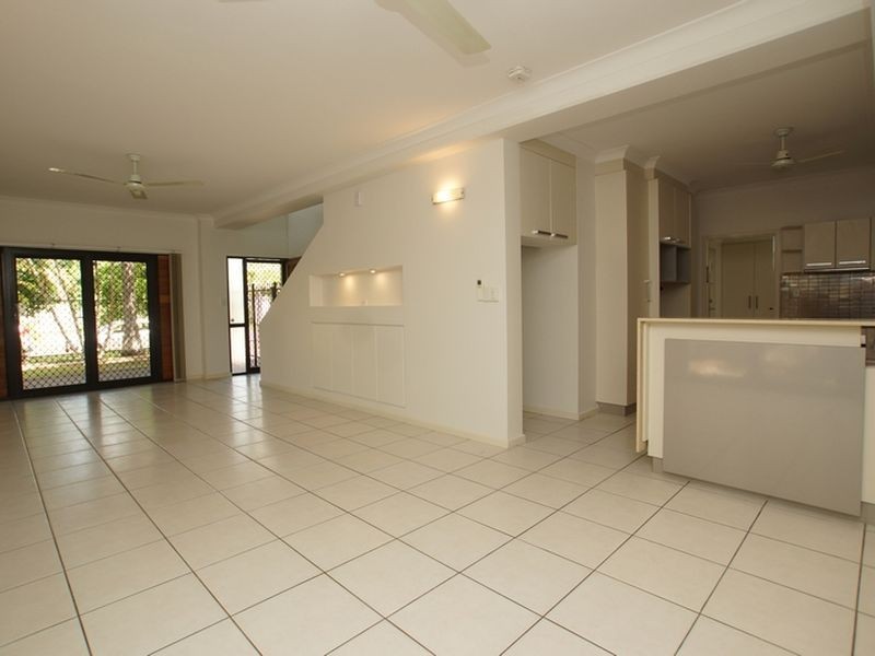 2/15 Packard Street, Larrakeyah NT 0820