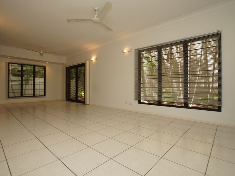 2/15 Packard Street, Larrakeyah NT 0820