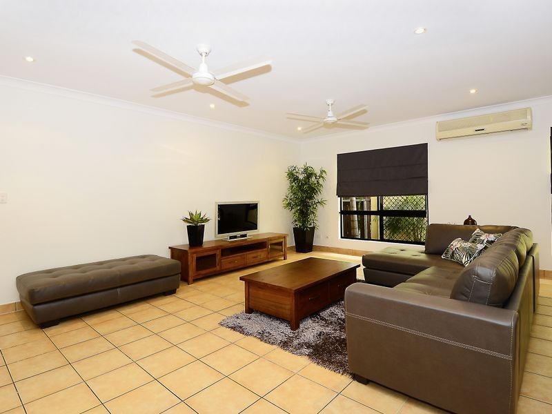 6 Trochus Crescent, Woolner NT 0820