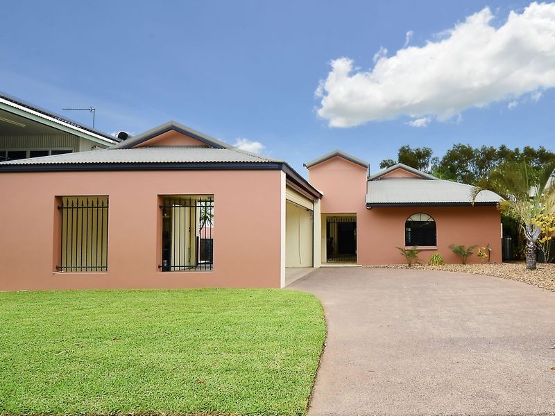 6 Trochus Crescent, Woolner NT 0820