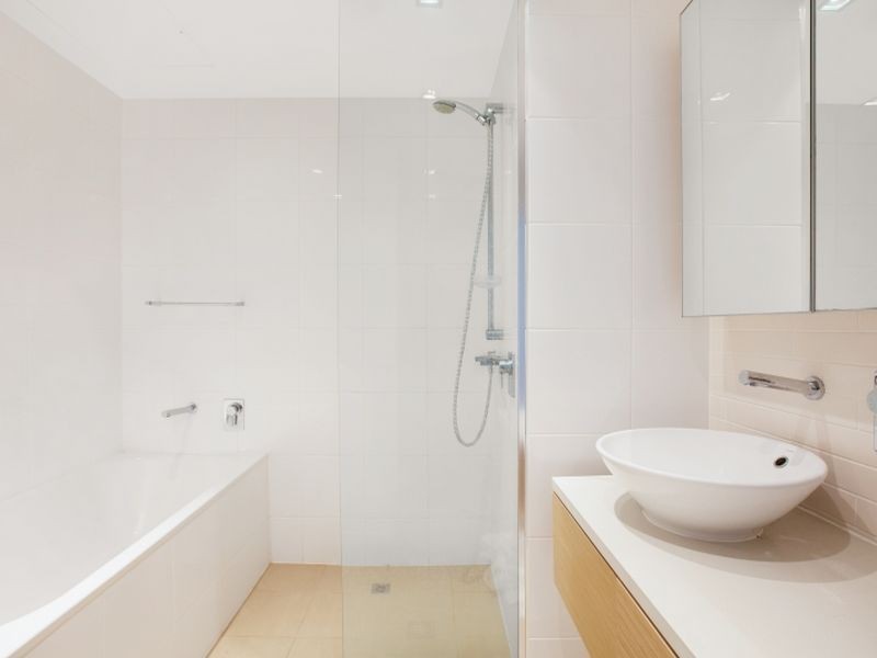 306/19B Kitchener Drive, Darwin NT 0800