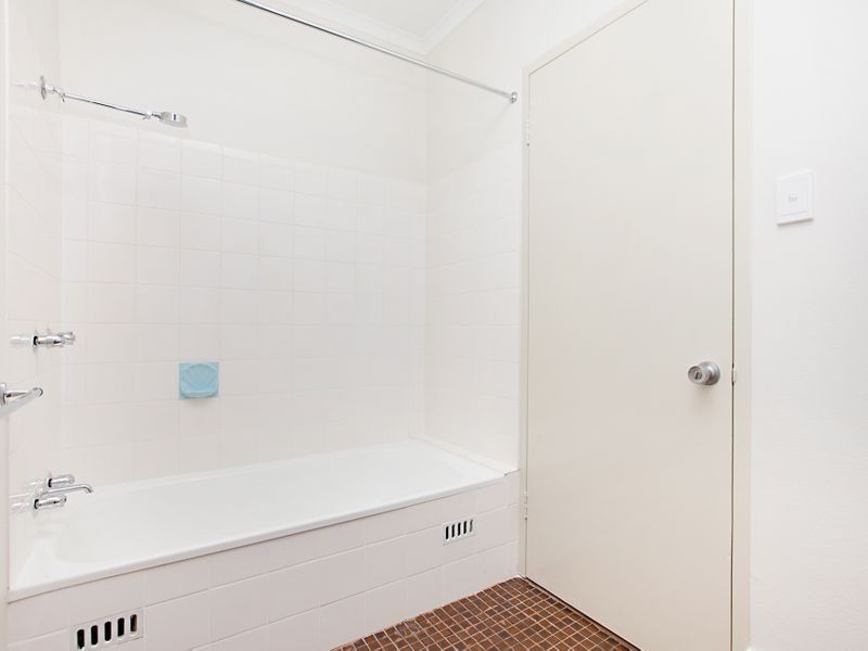 4 Connor Court, Malak NT 0812