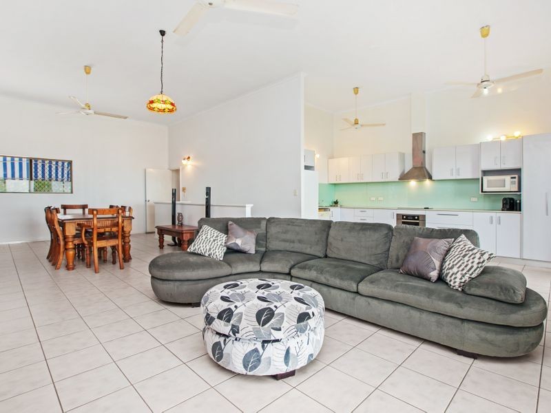 2/1 Burnett Place, Larrakeyah NT 0820