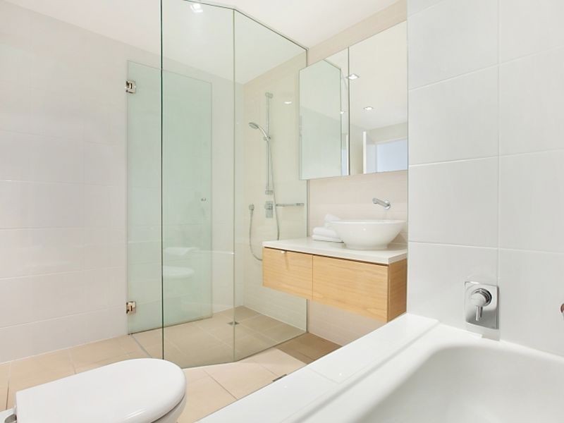 218/19B Kitchener Drive, Darwin NT 0800