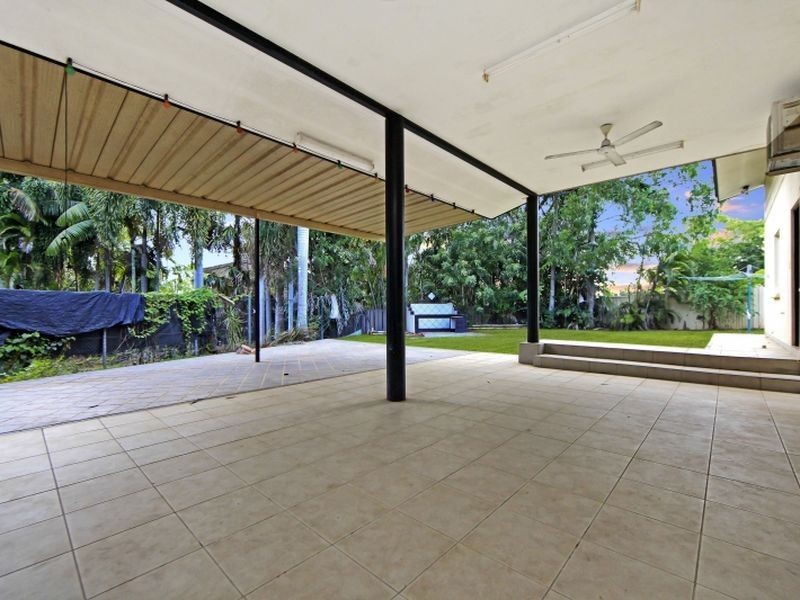 13 Hannibal Crescent, Gray NT 0830