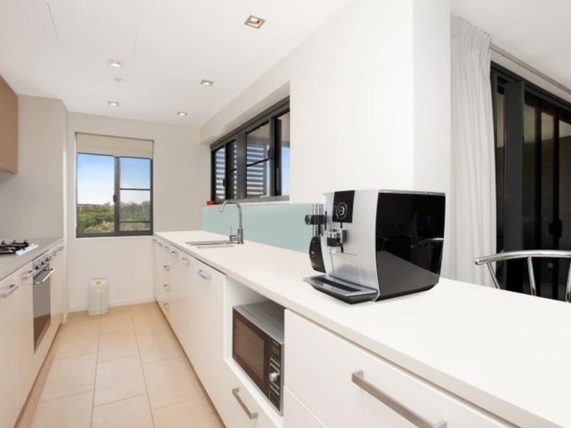 306/19B Kitchener Drive, Darwin City NT 0800