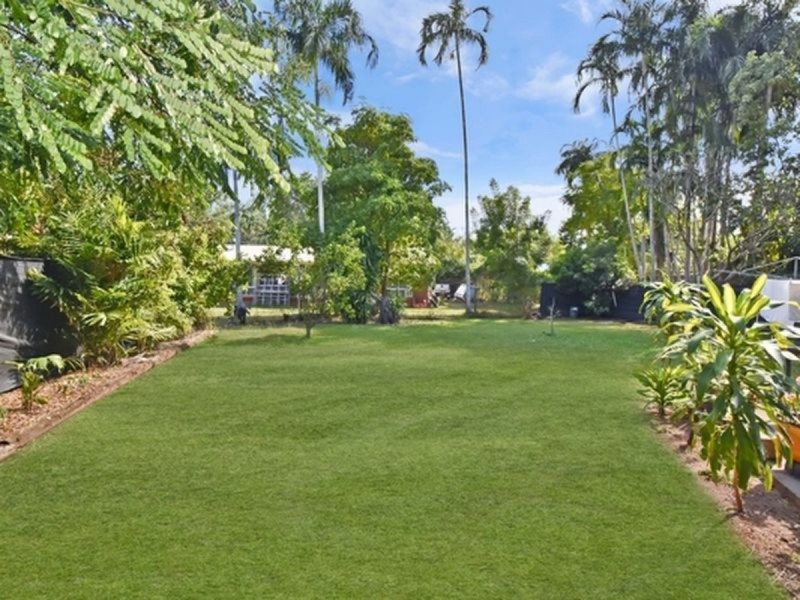 5 Kirra Crescent, Batchelor NT 0845