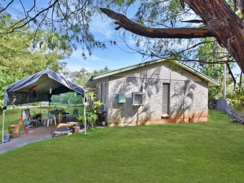 5 Kirra Crescent, Batchelor NT 0845