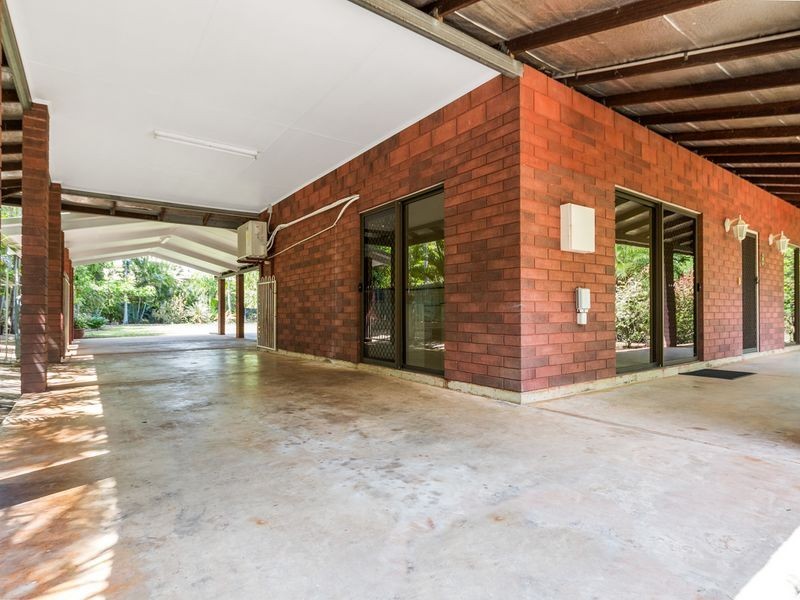 8 Lippia Court, Karama NT 0812
