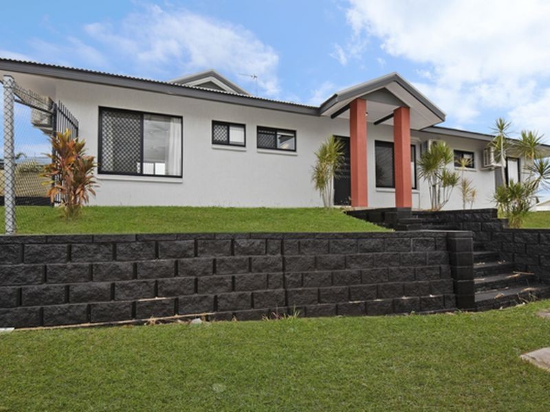 2 Bowrey Crescent, Farrar NT 0830