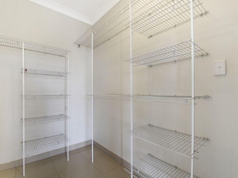 2 Bowrey Crescent, Farrar NT 0830