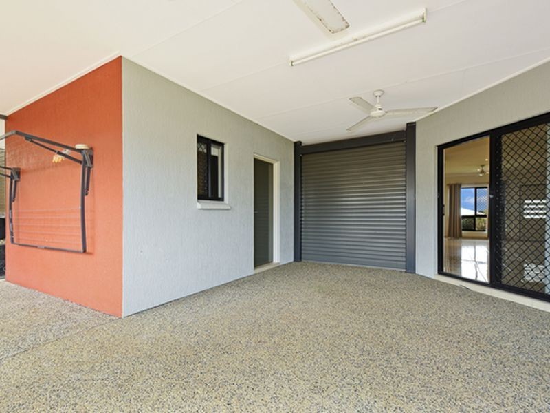 2 Bowrey Crescent, Farrar NT 0830