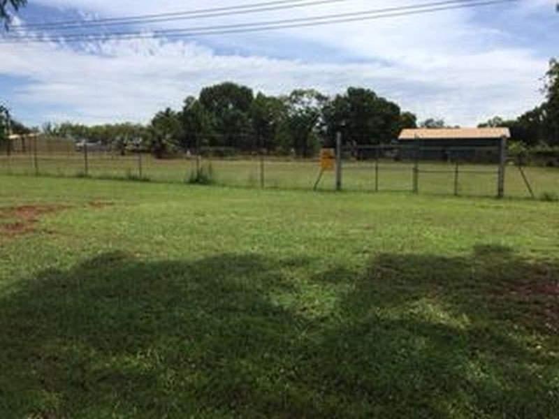 15 & 16 Woolley Court, Batchelor NT 0845