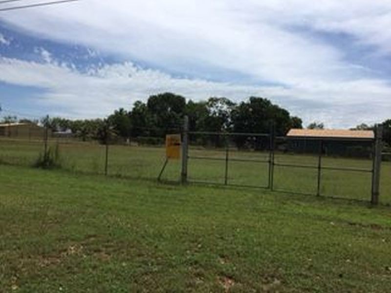15 & 16 Woolley Court, Batchelor NT 0845
