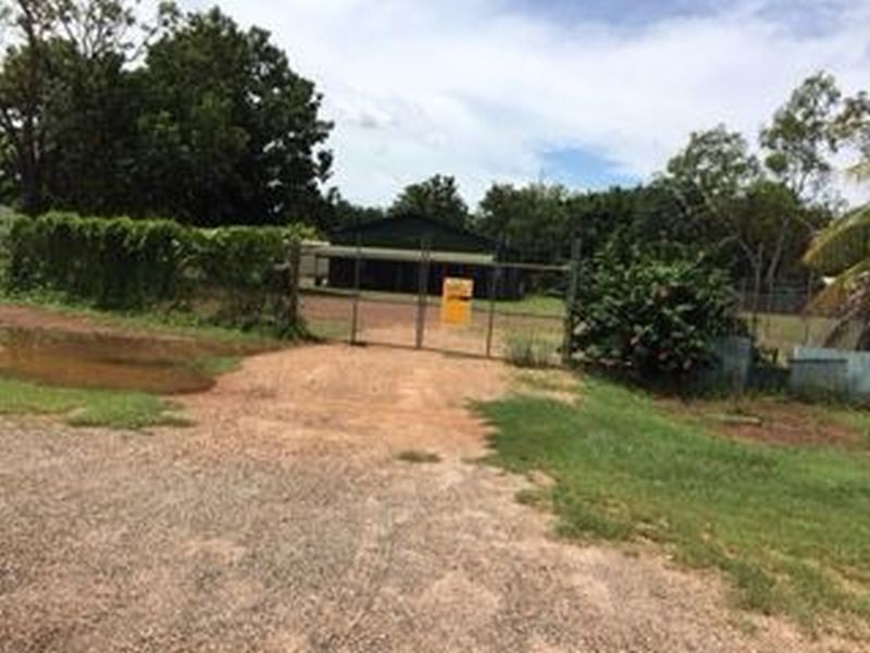 15 & 16 Woolley Court, Batchelor NT 0845