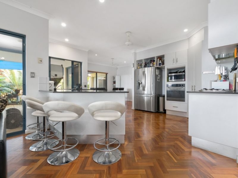 60 Cullen Bay Crescent, Larrakeyah NT 0820