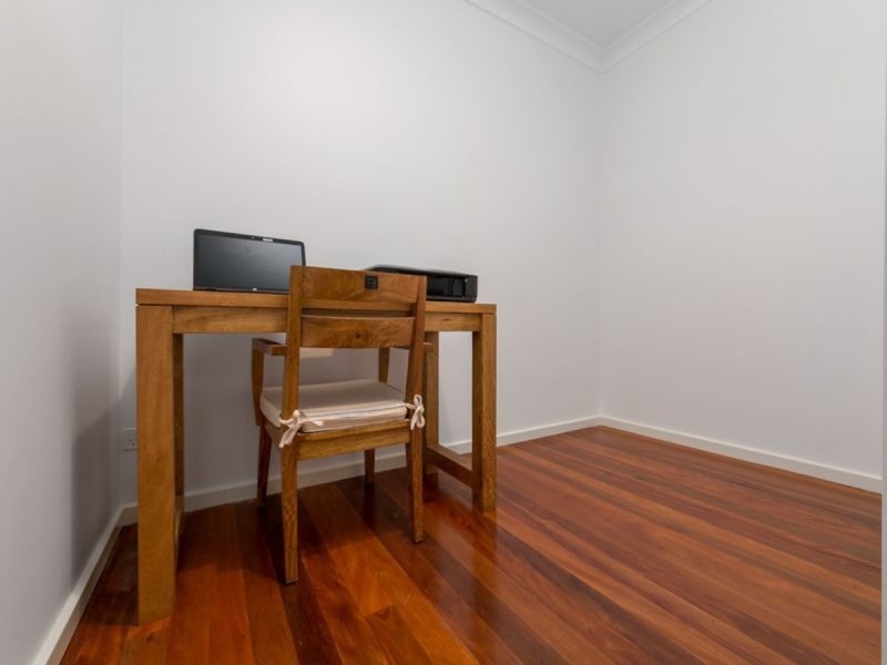 60 Cullen Bay Crescent, Larrakeyah NT 0820