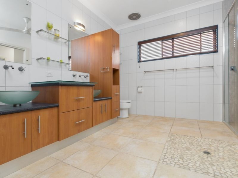 60 Cullen Bay Crescent, Larrakeyah NT 0820