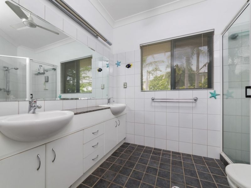 60 Cullen Bay Crescent, Larrakeyah NT 0820