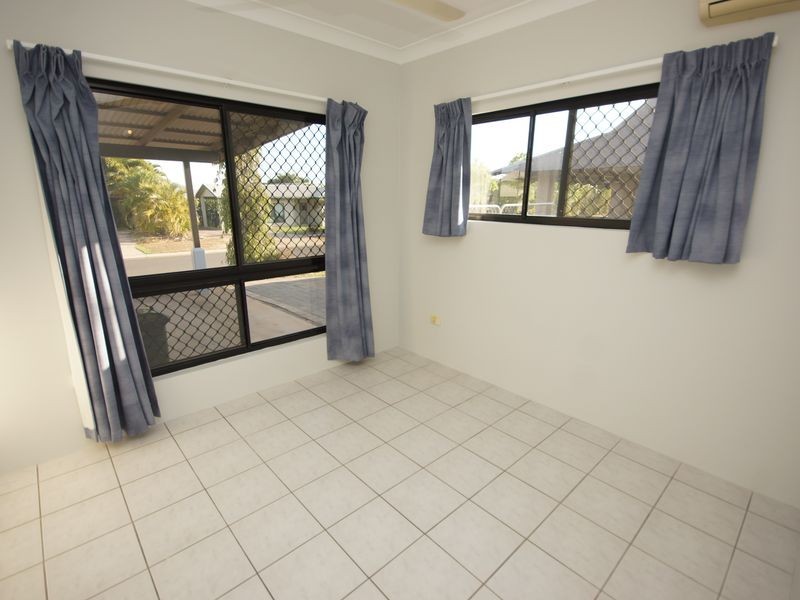 2 Scanlan Court, Farrar NT 0830