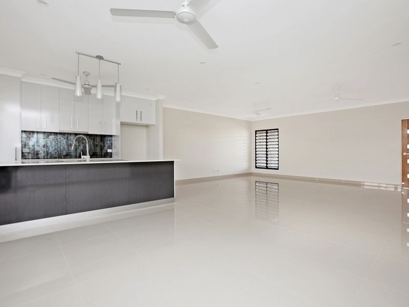 2/16 Henschke Street, Bellamack NT 0832