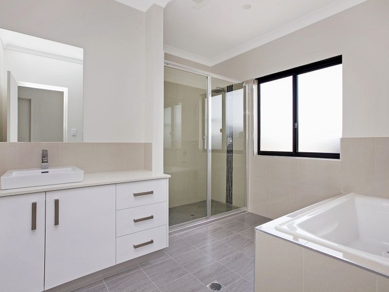 2/16 Henschke Street, Bellamack NT 0832