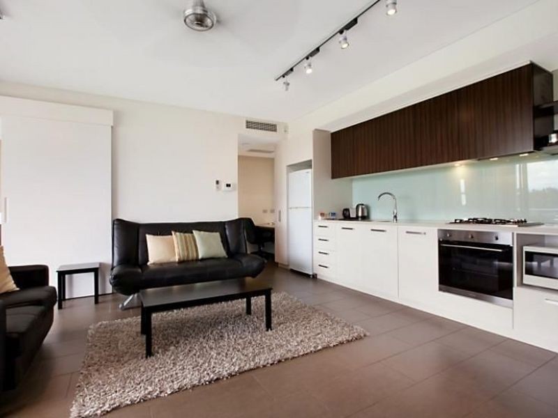 307/19 Kitchener Drive, Darwin NT 0800