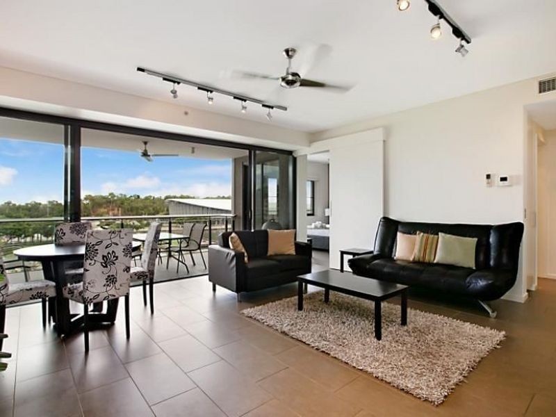 307/19 Kitchener Drive, Darwin NT 0800