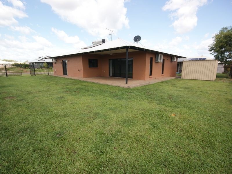 36 Wood Crescent, Rosebery NT 0832