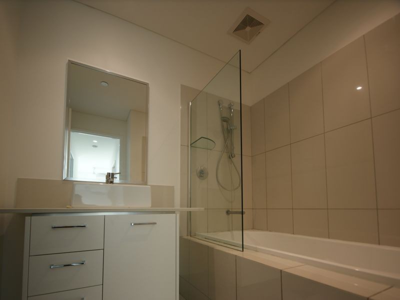 5005/27 Woods Street, Darwin NT 0800