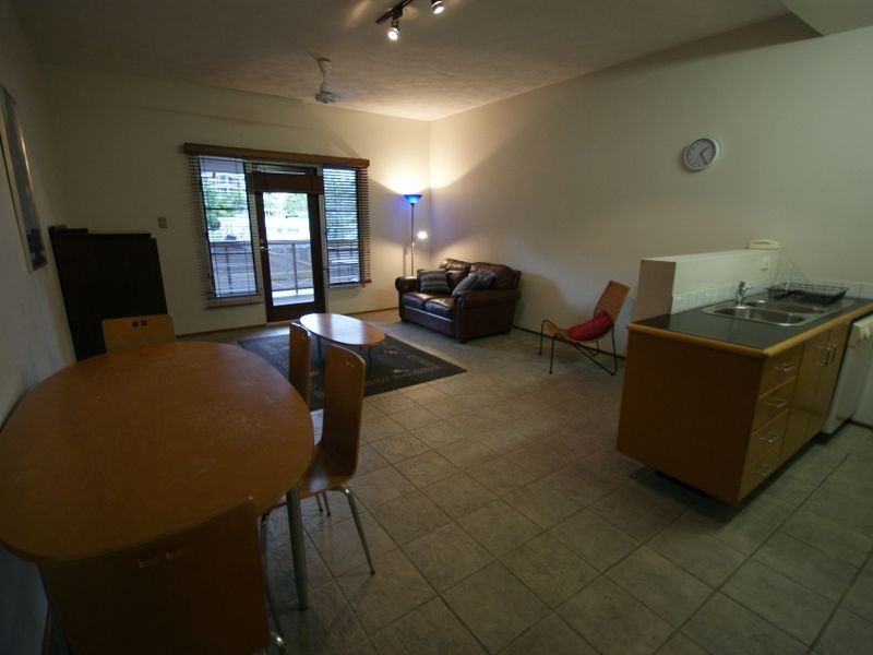 3/12 McLachlan Street, Darwin NT 0800