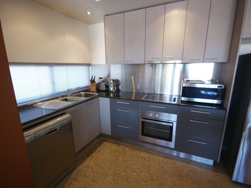 8/30 Cavenagh Street, Darwin NT 0800