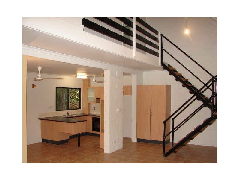 2/8 Winston Avenue, Stuart Park NT 0820