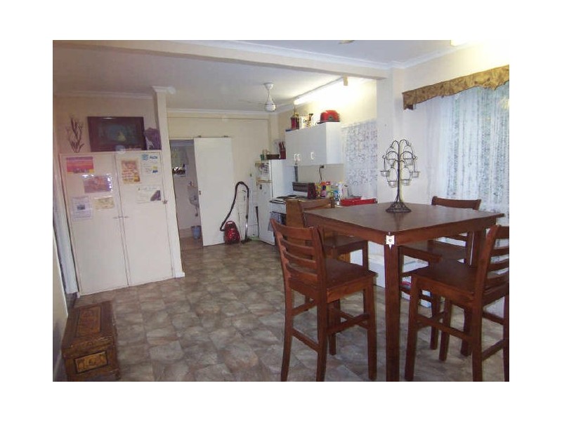 40 Canonbury Circuit, Driver NT 0830