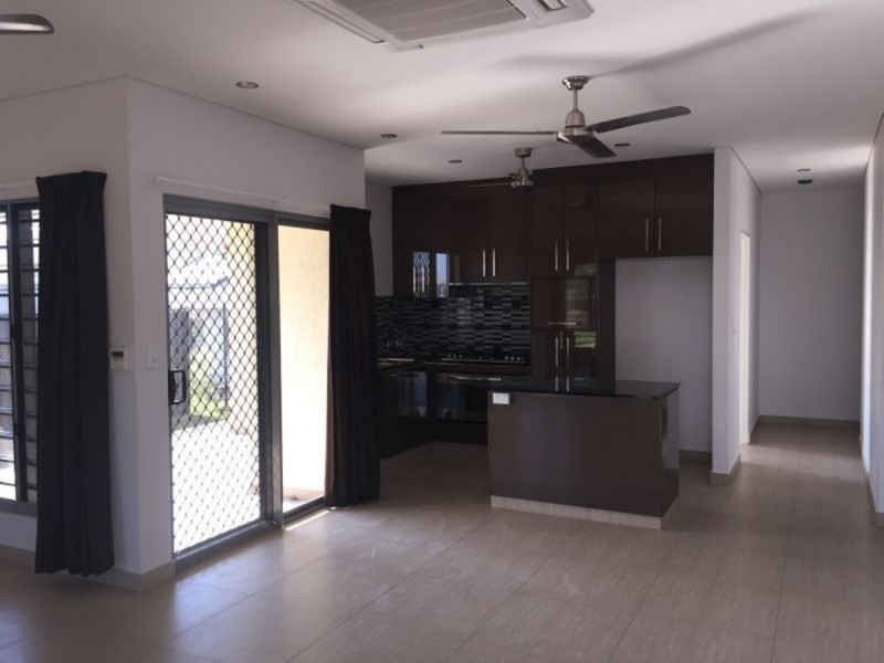 12 Moore Street, Muirhead NT 0810