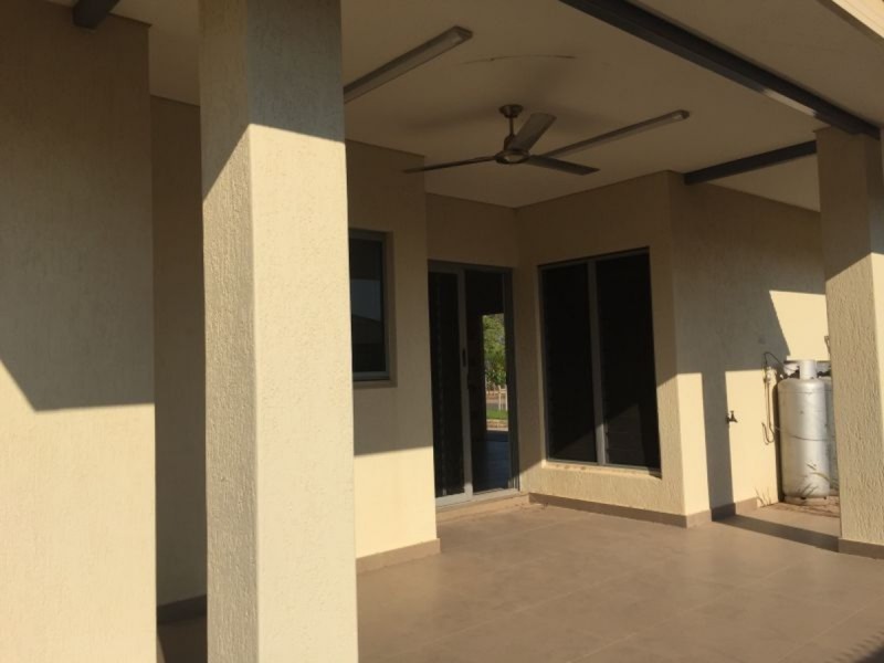 12 Moore Street, Muirhead NT 0810